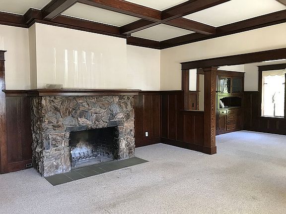 2nd image of 565 San Benito Ave