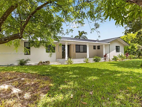 4th image of 33800 SW 212th Ave