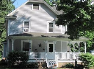 120 State St, Nicholson, PA 18446