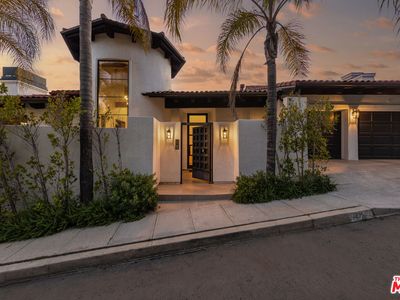 2165 Castilian Dr, Los Angeles, CA, 90068