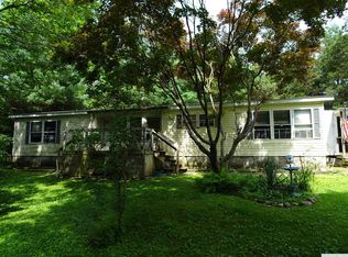 120 Parker Rd, Elizaville, NY 12523