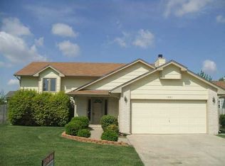 1831 S Red Oaks St, Wichita, KS 67207