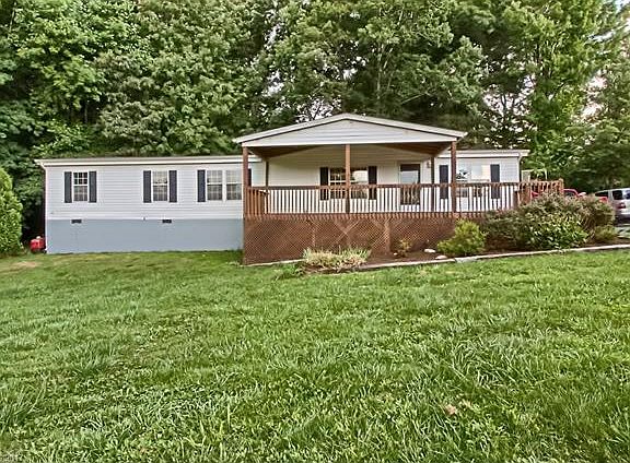 2nd image of 20 Katie Dr