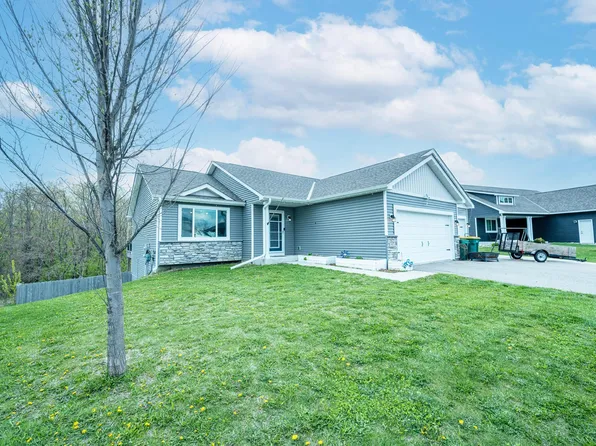 917 Mulberry Ave NE, Montgomery, MN 56069