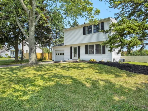 273 Fawn Trl, Buffalo, NY 14224