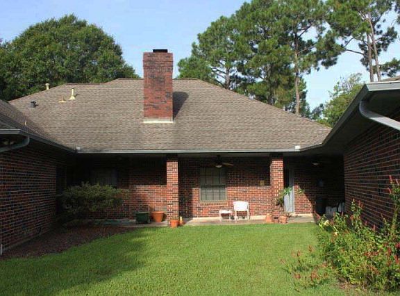 4th image of 2210 Meadow Gardens Dr