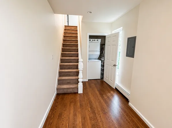 27 New York Ave Floor 1, Smithtown, NY 11787