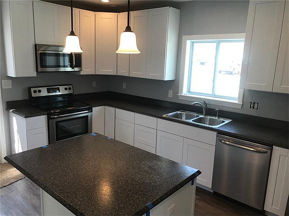 3rd image of 106 Baughman Ave
