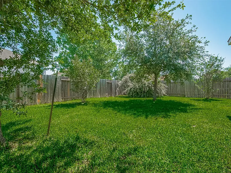 21406 Rioja Bluff Ln — Photo 34
