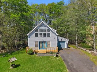 8208 Sunset Dr, Tobyhanna, PA