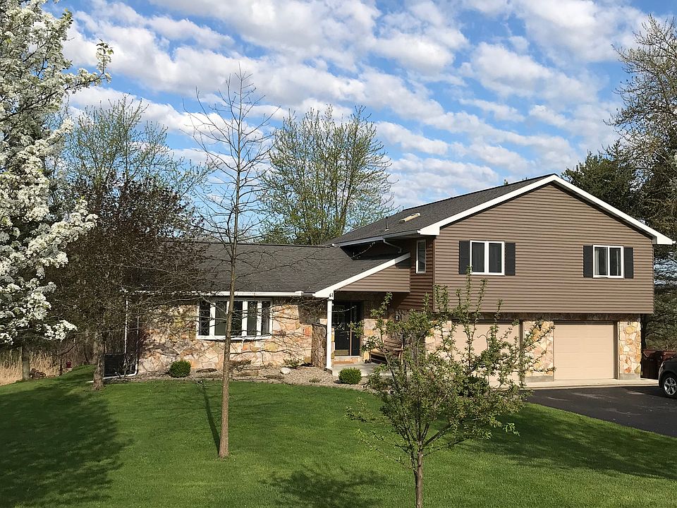 2nd image of 41 Crow Ridge Rd