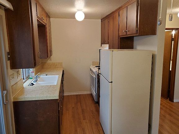 3rd image of 4329 Illinois St APT 6
