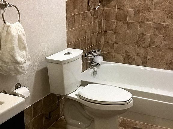 5th image of 1214 Barton Hills Dr #3