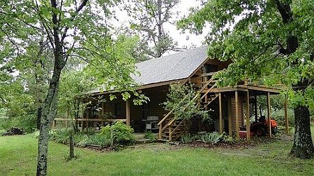 1st image of 300 Foster Dr