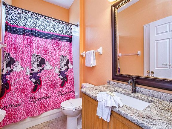 4th image of 8120 Fan Palm Way