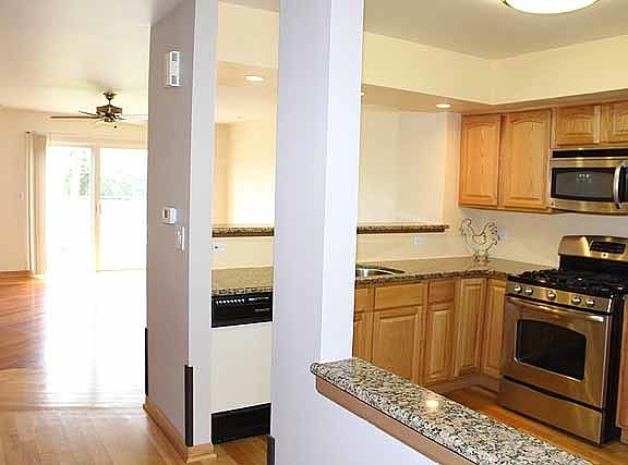 3rd image of 1713 Grove Ave #0