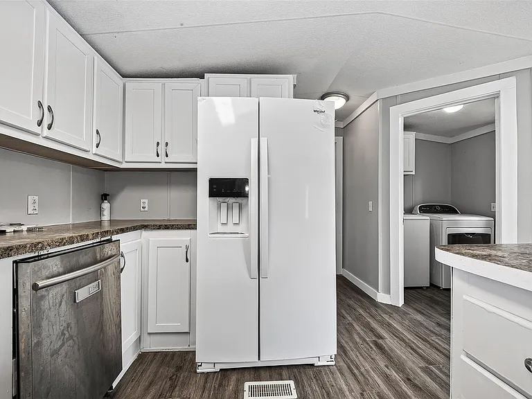 2122 Koster Rd — Photo 15