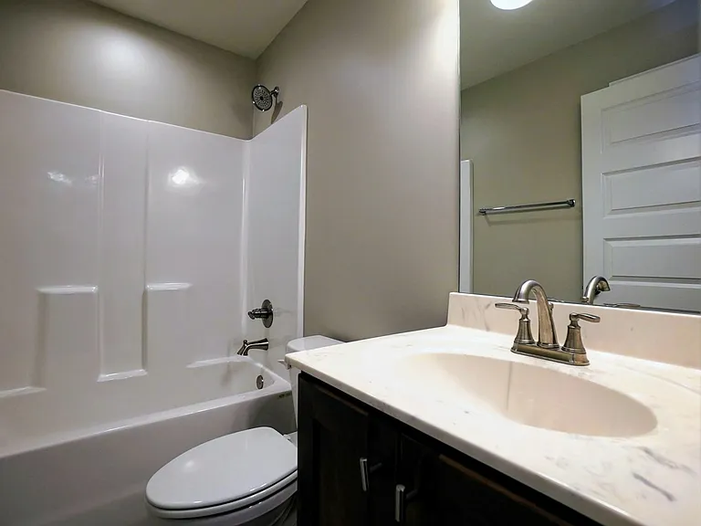 1337 Benjamin Harrison Dr — Photo 32