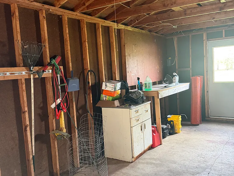 215 N Canada St — Photo 19