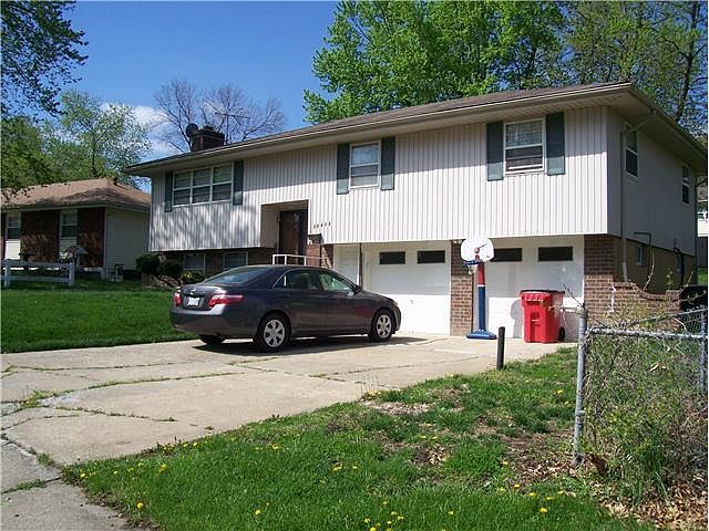 1st image of 16415 E Cogan Dr