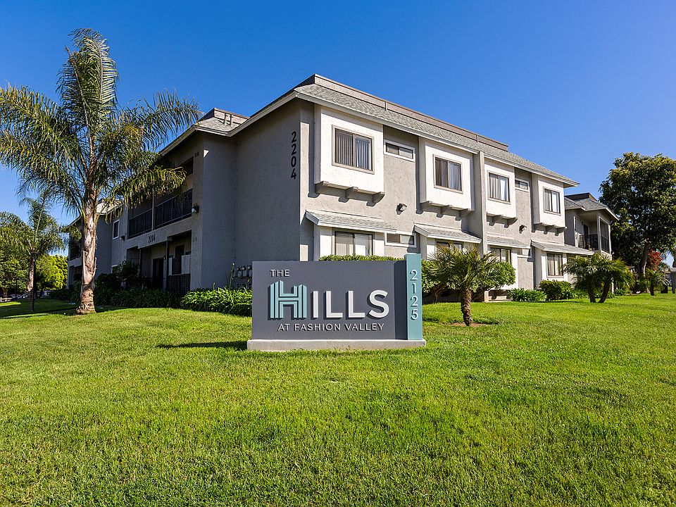 Love where you live when you live at The Hills at Fashion Valley.