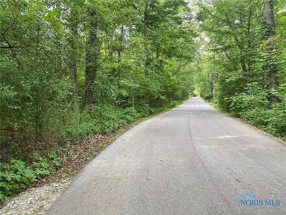 2nd image of 29 Indian Creek Dr