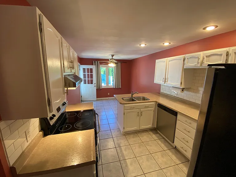 2316 Austin Dr — Photo 11