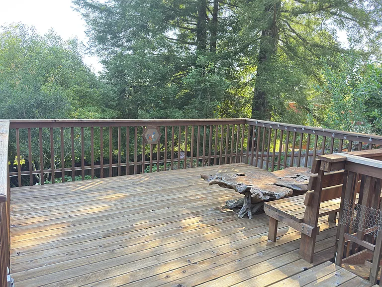 895 Marin Dr — Photo 24