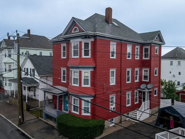 496 Bolton St, New Bedford, MA 02740