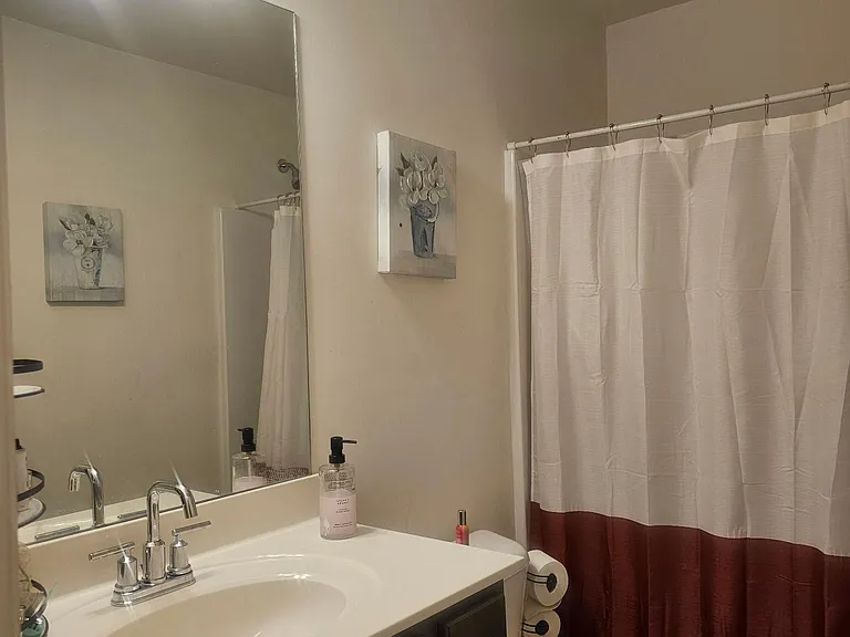 7823 Canterbury Ct — Photo 8