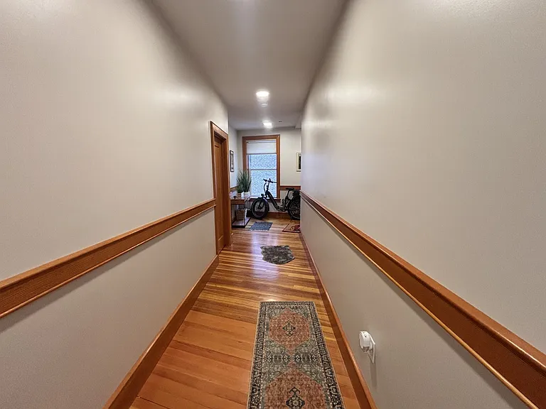 609 Main St #301 — Photo 12