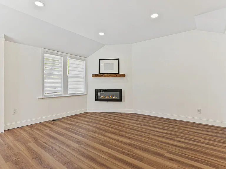 300 Bruce Park Ave #2 — Photo 6