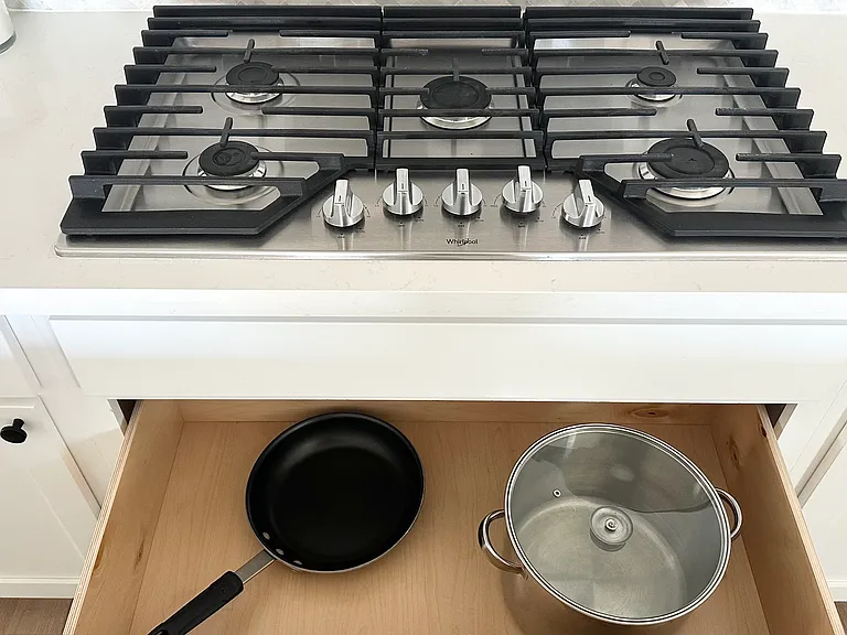 Hamlisch Ave — Photo 21