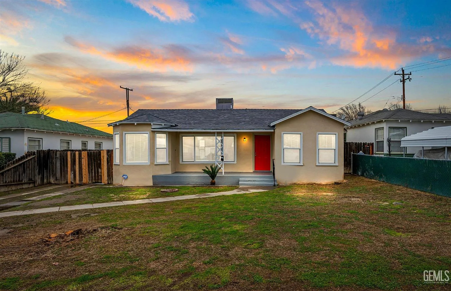 2317 Olympic Dr photo 1