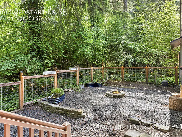 7643 Redstart Dr SE — Photo 2