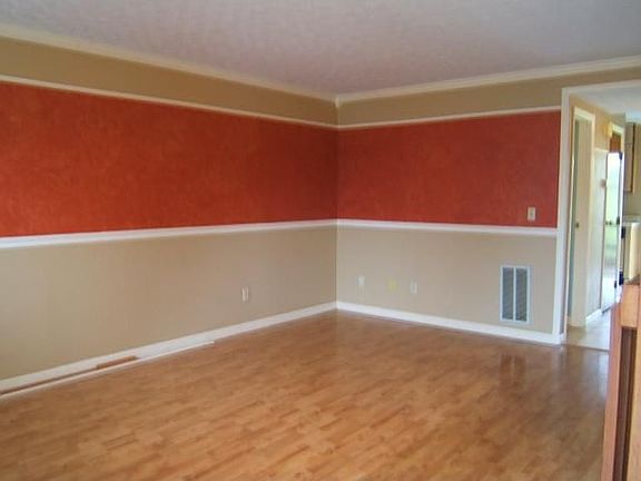 2nd image of 1007 Philadelphia Dr