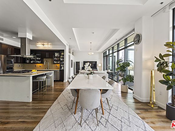 4th image of 1100 Hope St #Penthouse 105