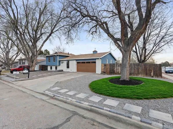 3090 S Hoyt Way, Lakewood, CO 80227