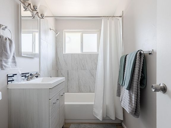 4th image of 3114 N 66th St APT 11