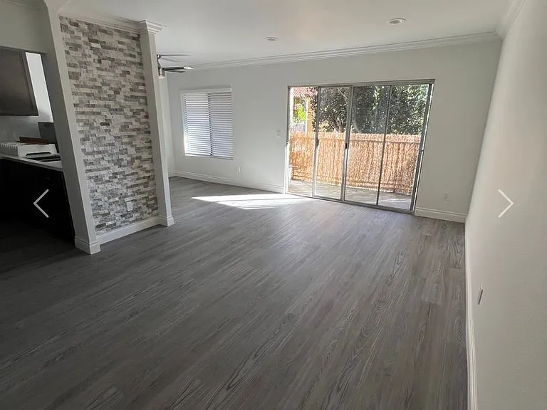 589 N Johnson Ave #210 — Photo 16