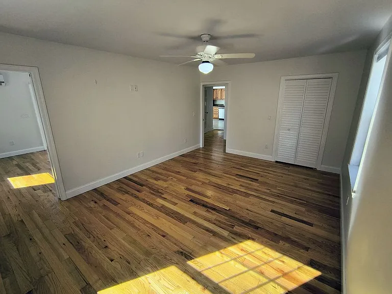 14 York St #2 BR — Photo 10