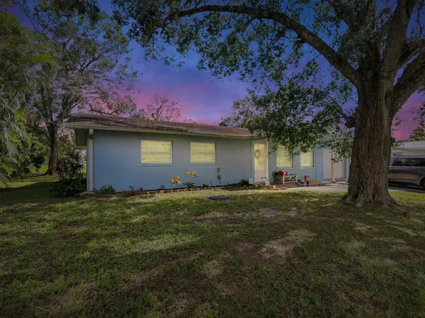 5214 Bowling Green Drive, Fort Pierce, FL 34951