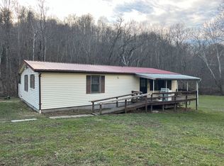 3042 Saltwell Rd, Shinnston, WV 26431