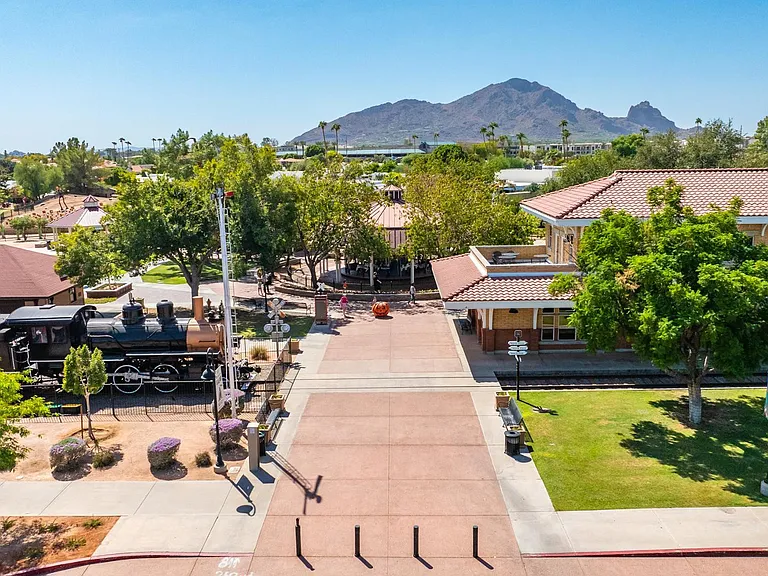 7027 N Scottsdale Rd #225 — Photo 43