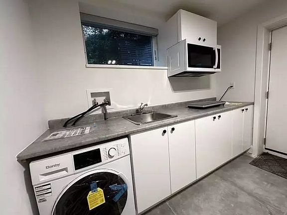 5th image of 68XX Laurel St
