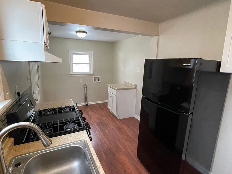 8419 Republic Ave — Photo 9