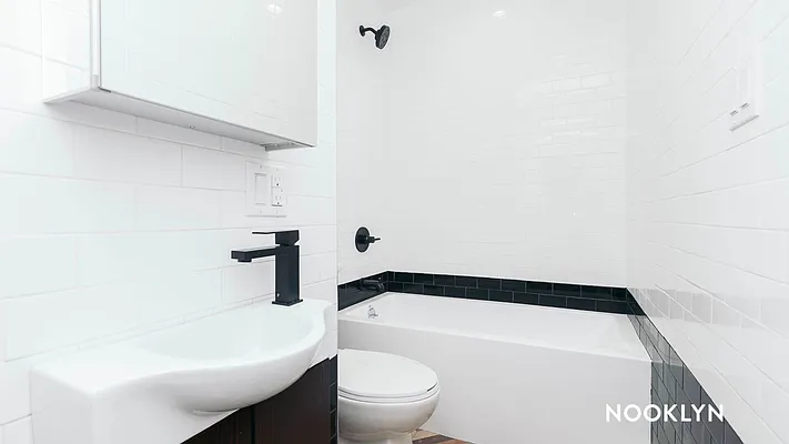 Rented by Nooklyn NYC LLC | media 22