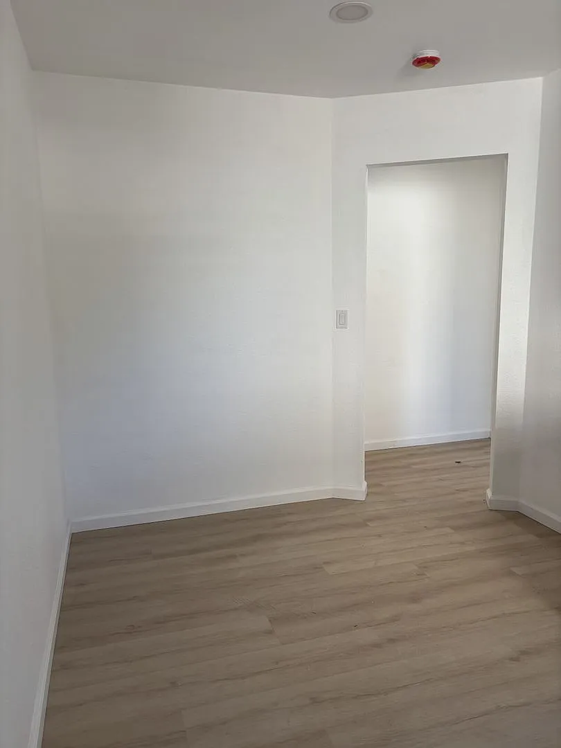 Available Now! Charming One Bedroom, One Bath House — Photo 4