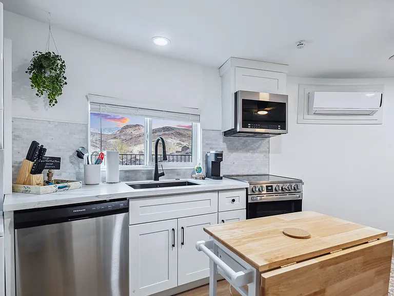 941 Red Rock Rd #D — Photo 13