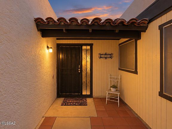 3rd image of 1376 S Desert Meadows Cir